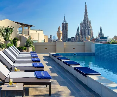 H10 Madison Piscina del H10 Madison en Barcelona